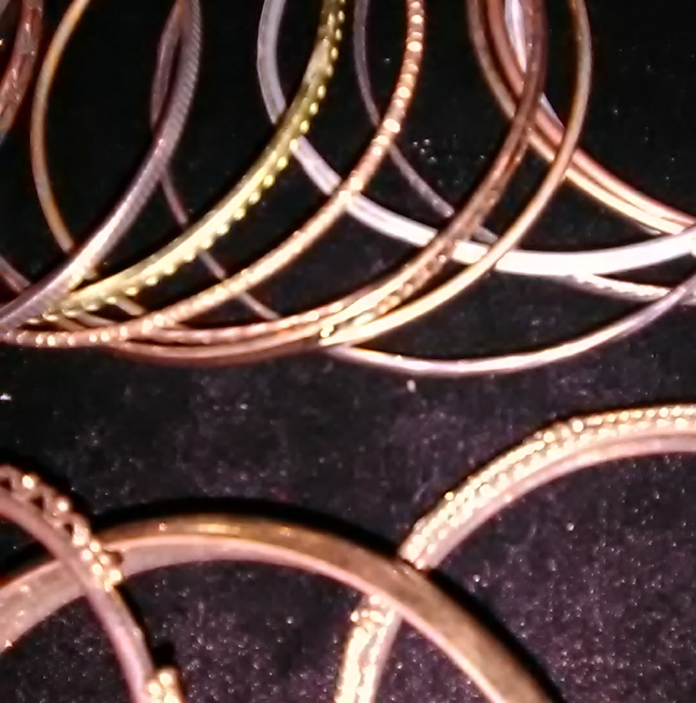 Bracelets - Picture 4 of 5